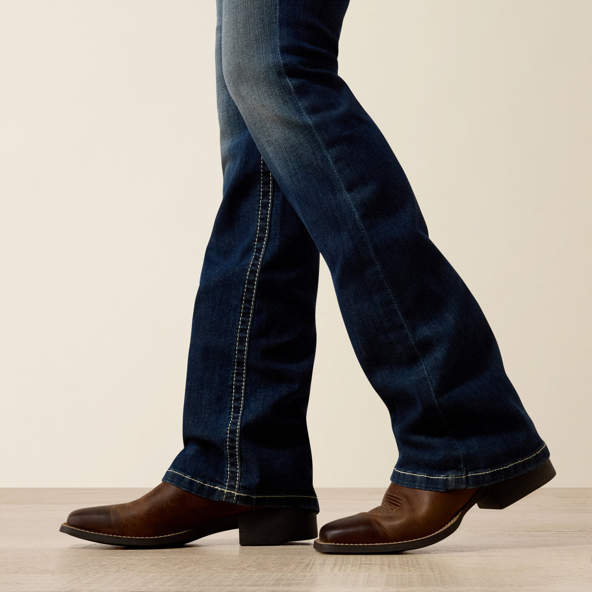 Ariat women's R.E.A.L. Mid Rise Stretch Entwined Boot Cut Jean