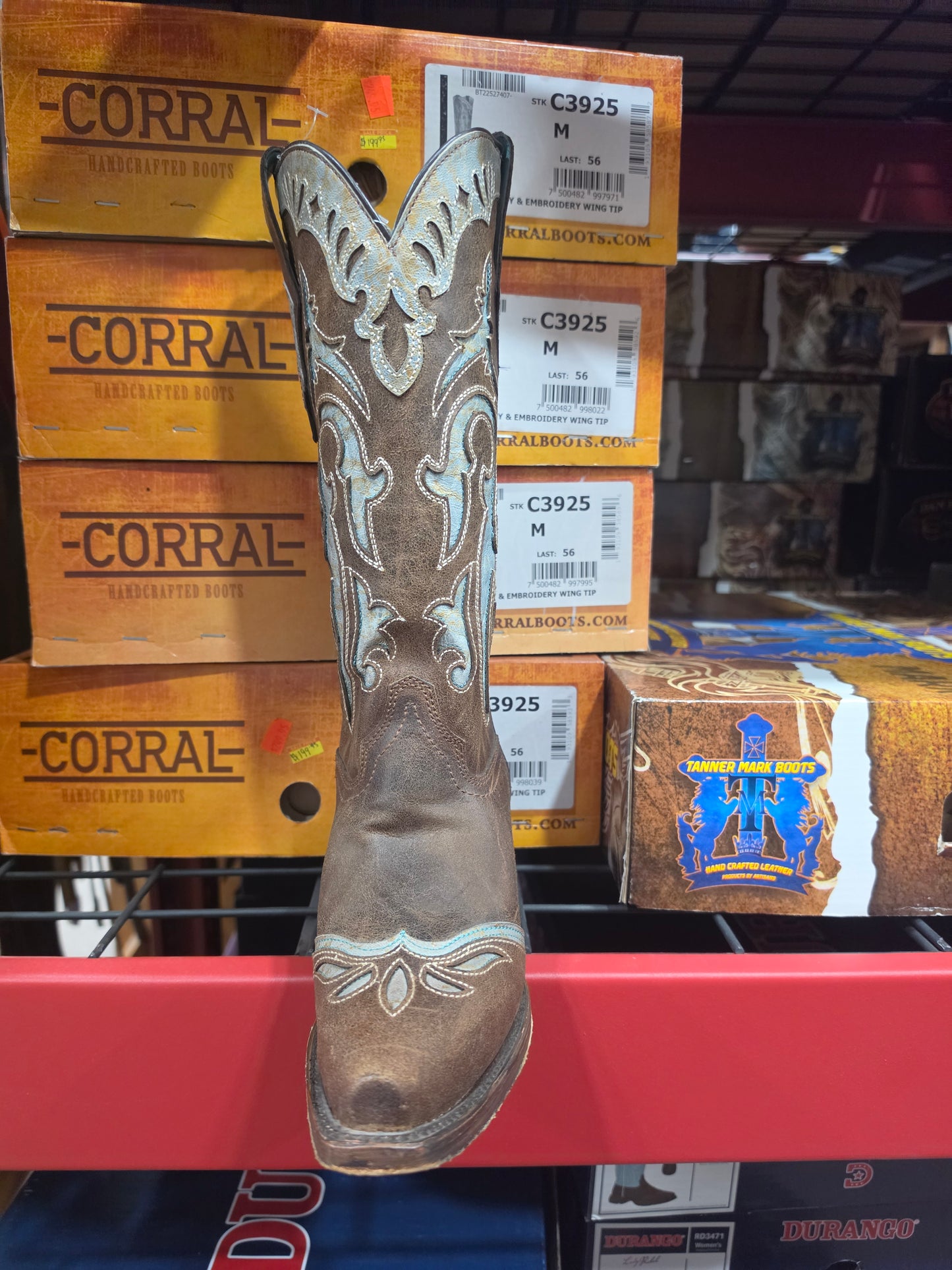 Corral lady's snip toe inlay & embroidery