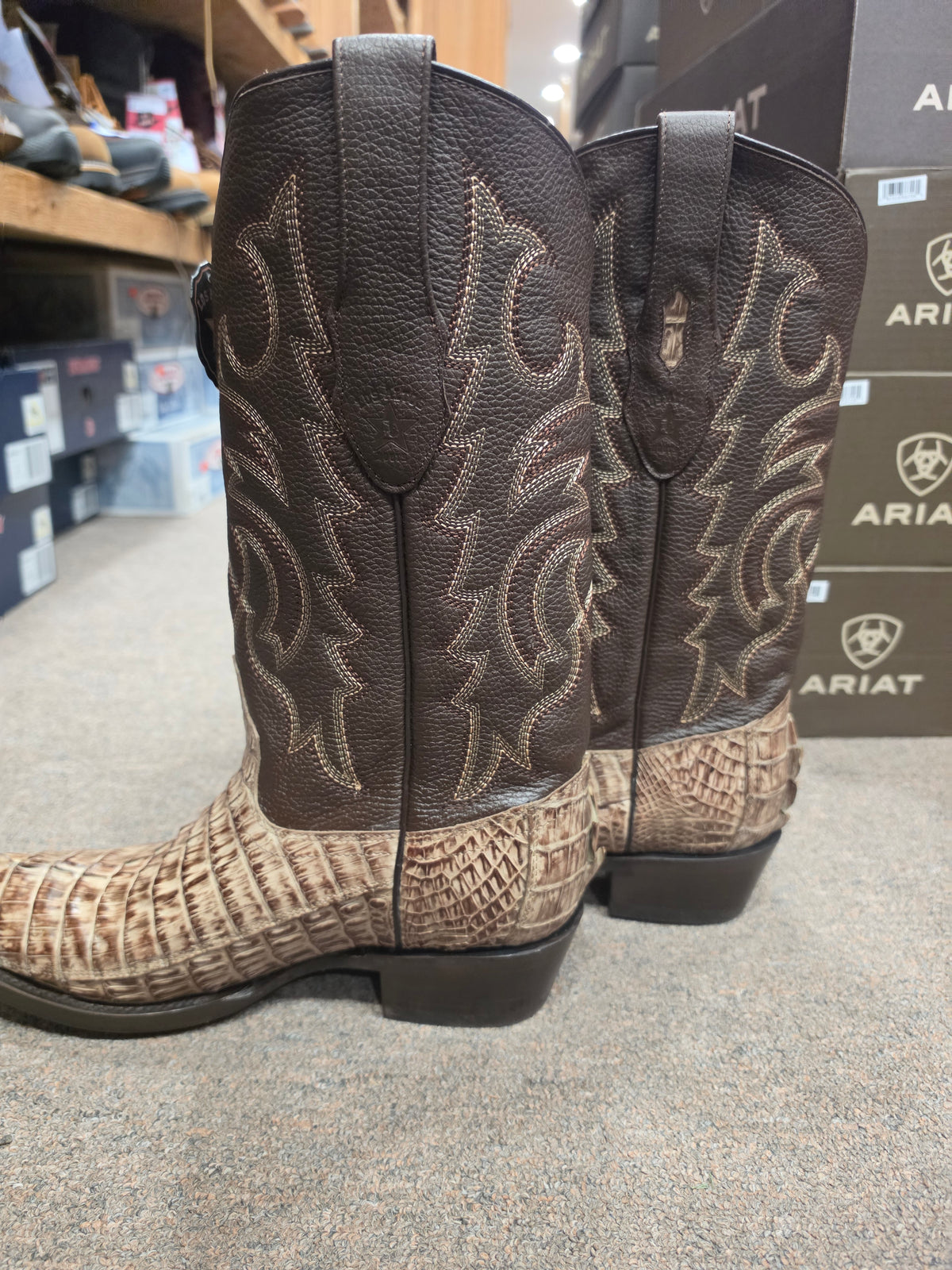 Los altos mens caiman tail moka r toe (no original box)
