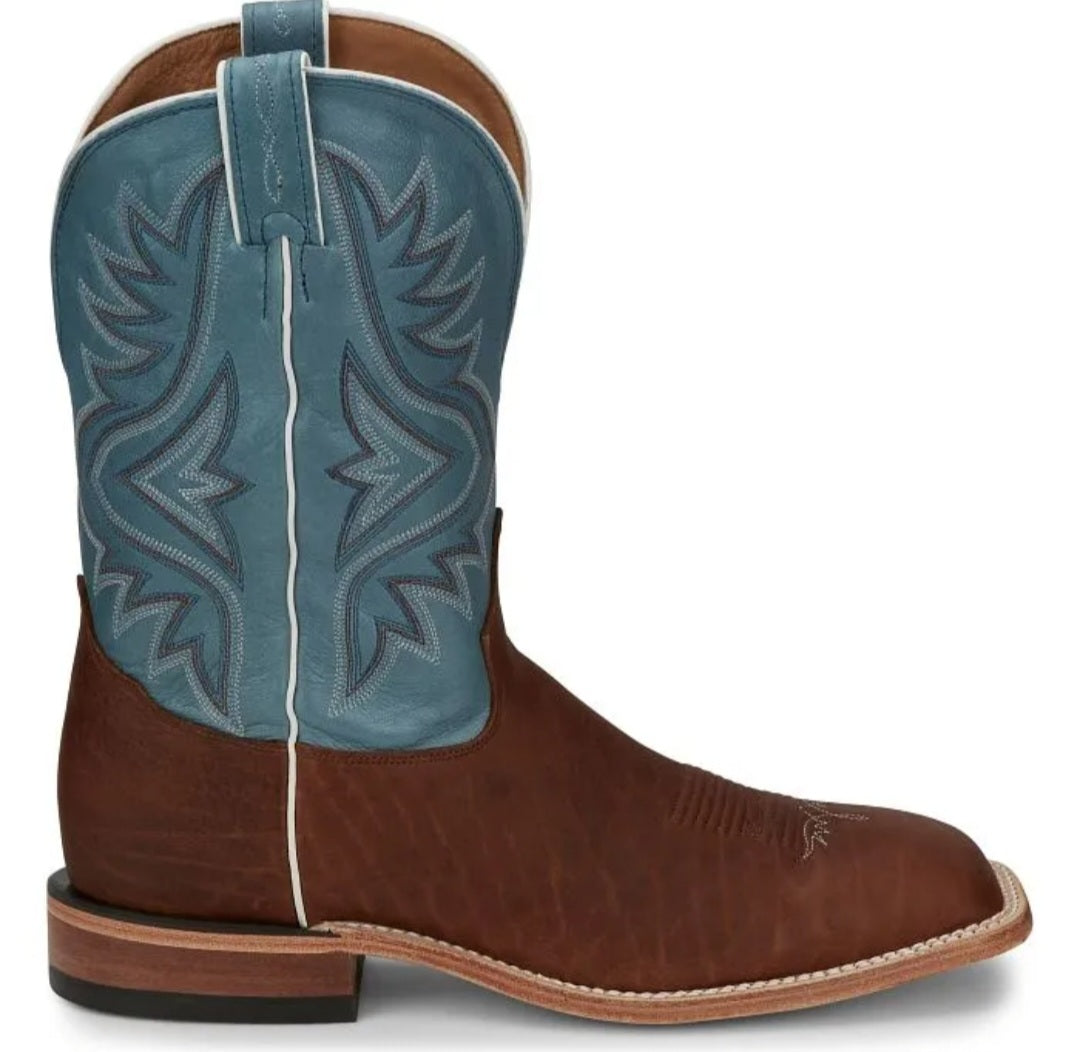 Justin avett brown American bison
